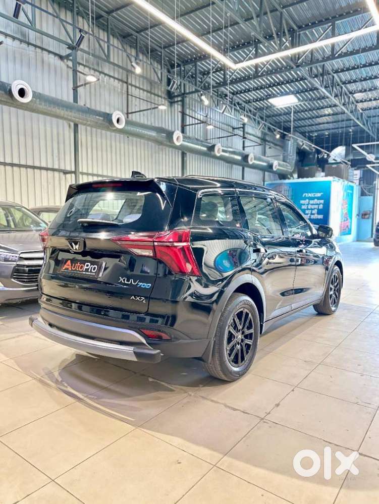 Mahindra Xuv700 2.2 Ax 7 Diesel Mt Luxury Pack Str, 2025, Diesel