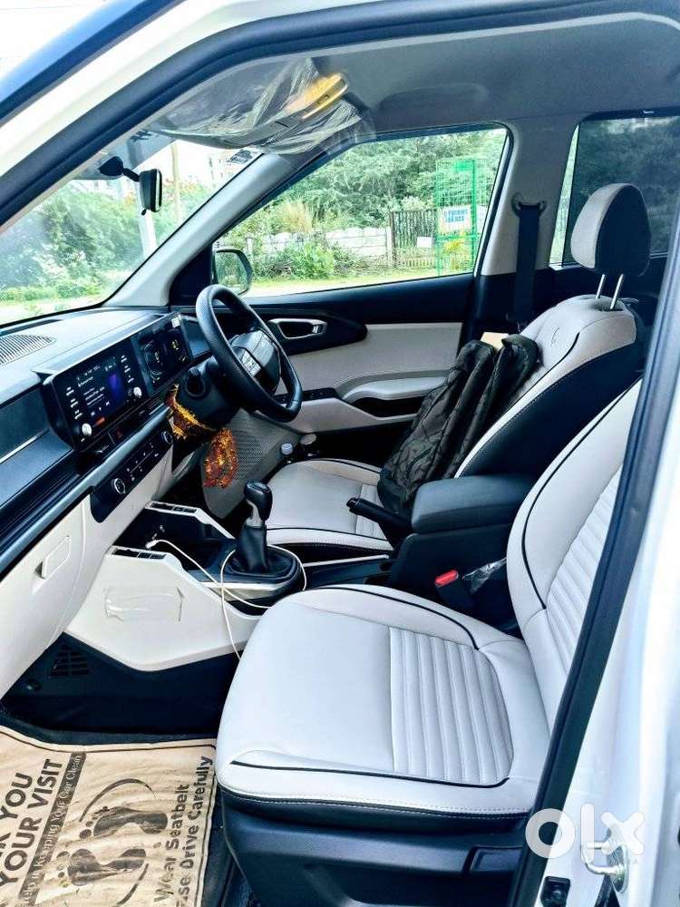 Kia Carens Clavis G 1.5 6mt Hte(o) 7-seater, 2025, Diesel