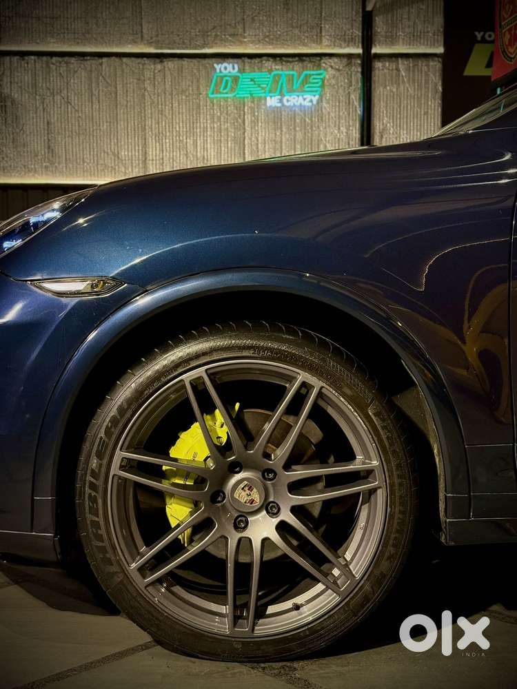 Porsche Cayenne Base, 2013, Petrol