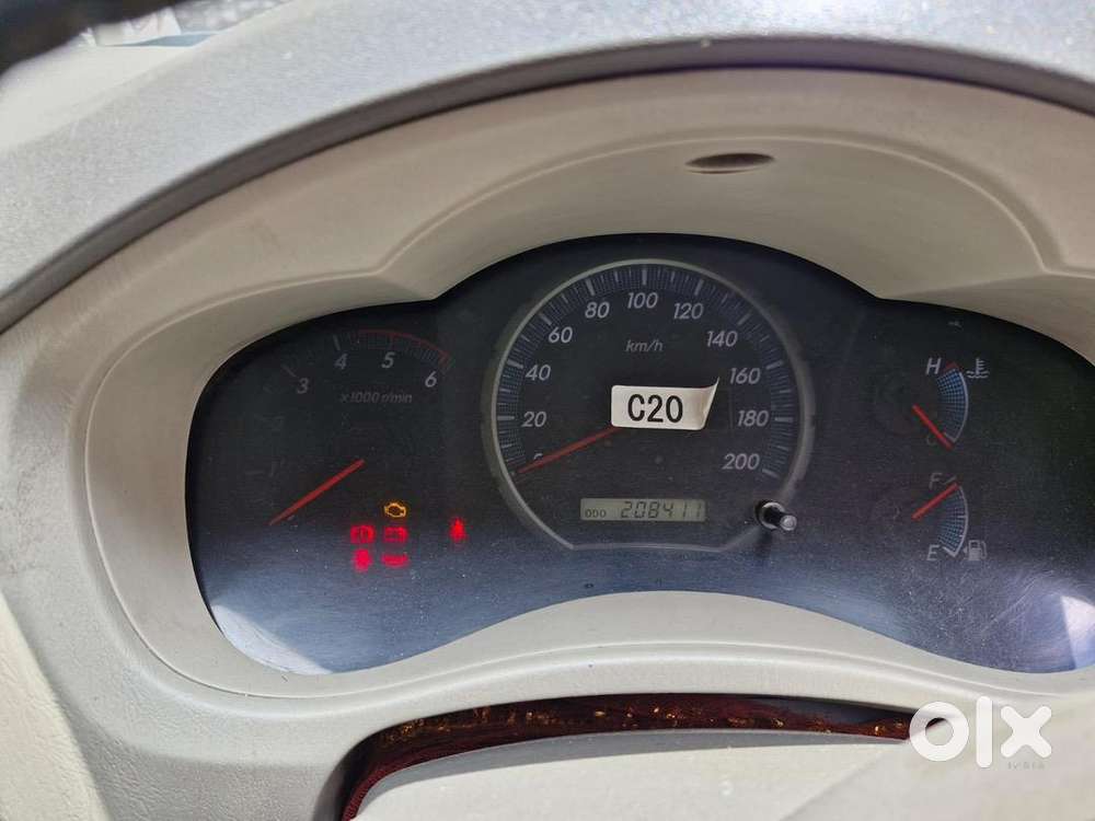 Toyota Innova 2013 Diesel Well Maintained