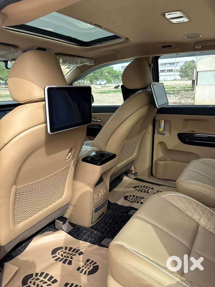 Kia Carnival Limousine Plus 7 Str, 2022, Diesel