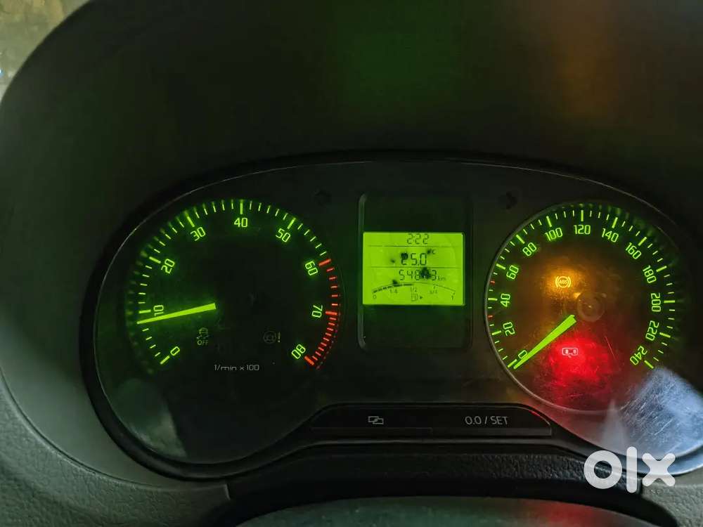 Skoda Rapid 2013 Petrol 60000 Km Driven