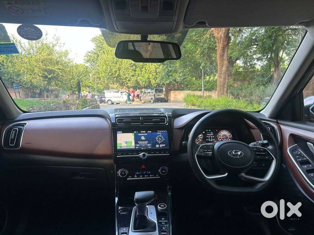 Hyundai Alcazar 2.0 Signature (o) Petrol At 6 Str Dual Tone, 2022, P..