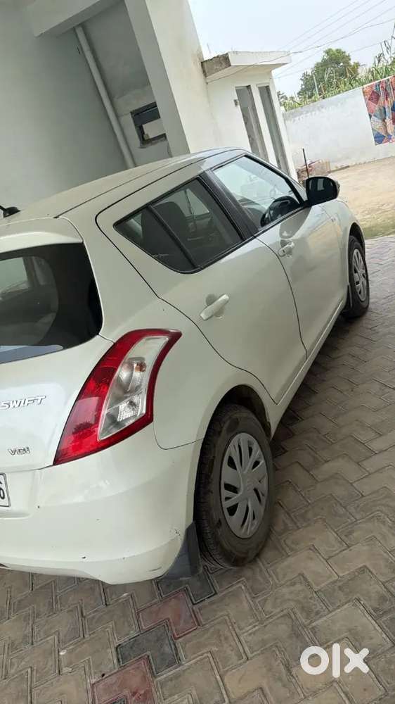 Maruti Suzuki New-gen Swift 2016 Diesel Well Maintained Company Record