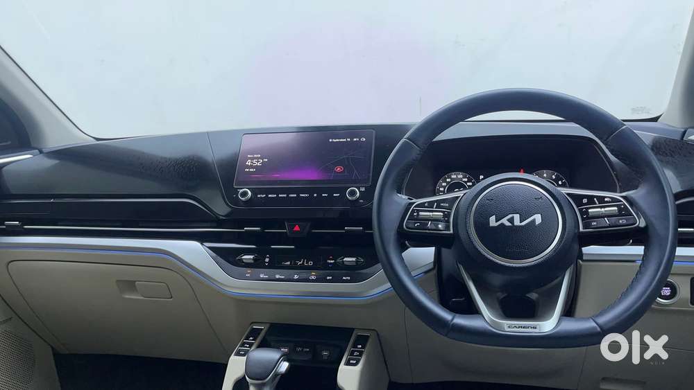 Kia Carens 1.5 Luxury Plus Turbo Dct 7 Str, 2024, Petrol