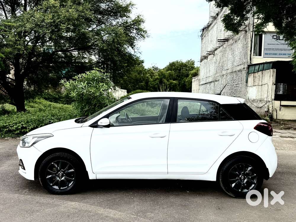 Hyundai I20 Asta (o) 1.2 Mt, 2018, Petrol