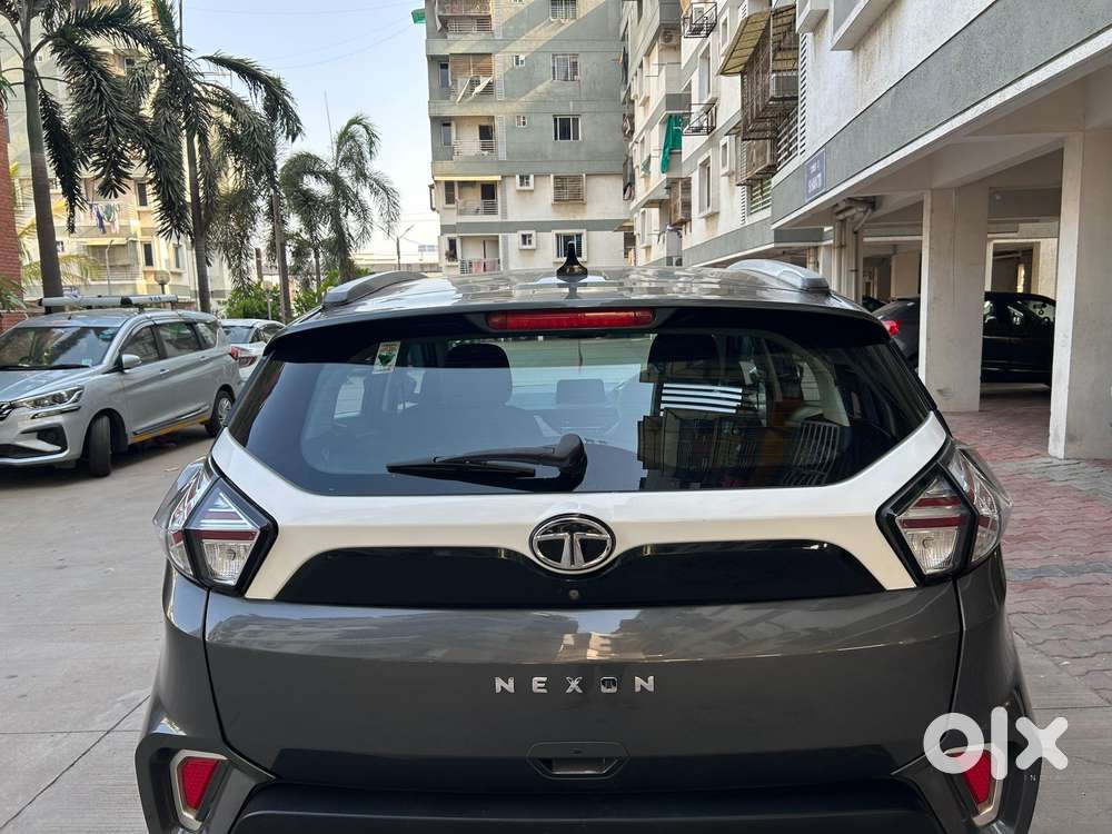 Tata Nexon Amt Xza Plus, 2020, Petrol