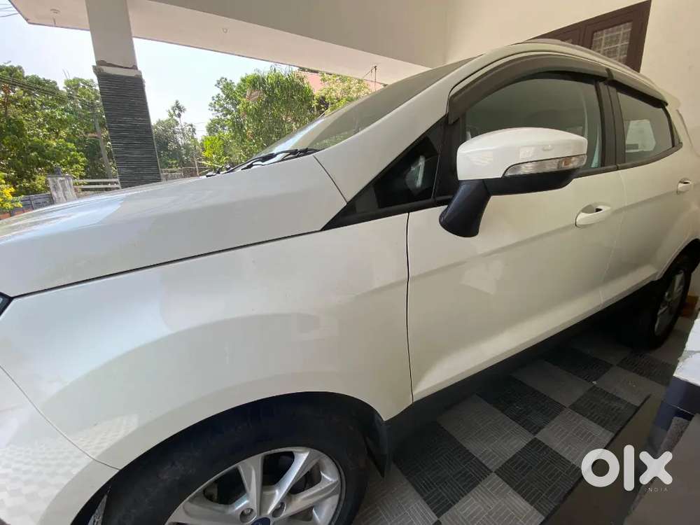 Ford Ecosport Titanium Petrol Bs6 Model