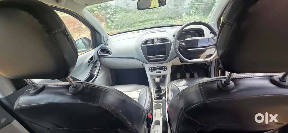 Tata Tiago 1.2 Revotron Xt Cng 2025