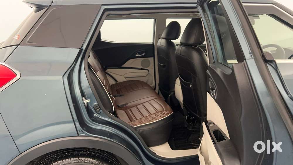 Mahindra Xuv300 W8 Diesel, 2023, Diesel