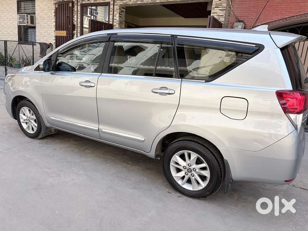 Toyota Innova Crysta 2.4 G Mt, 2020, Diesel