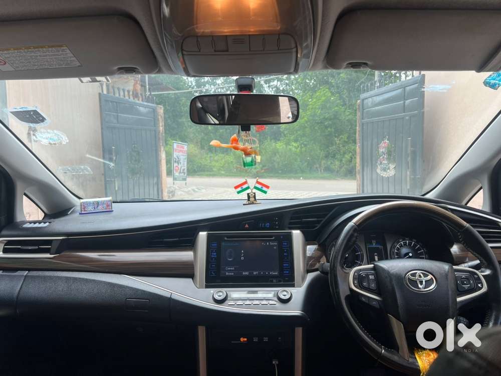 Toyota Innova Crysta 2016 Diesel Automatic
