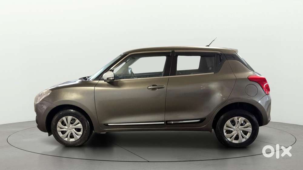 Maruti Suzuki Swift Vxi, 2021, Petrol