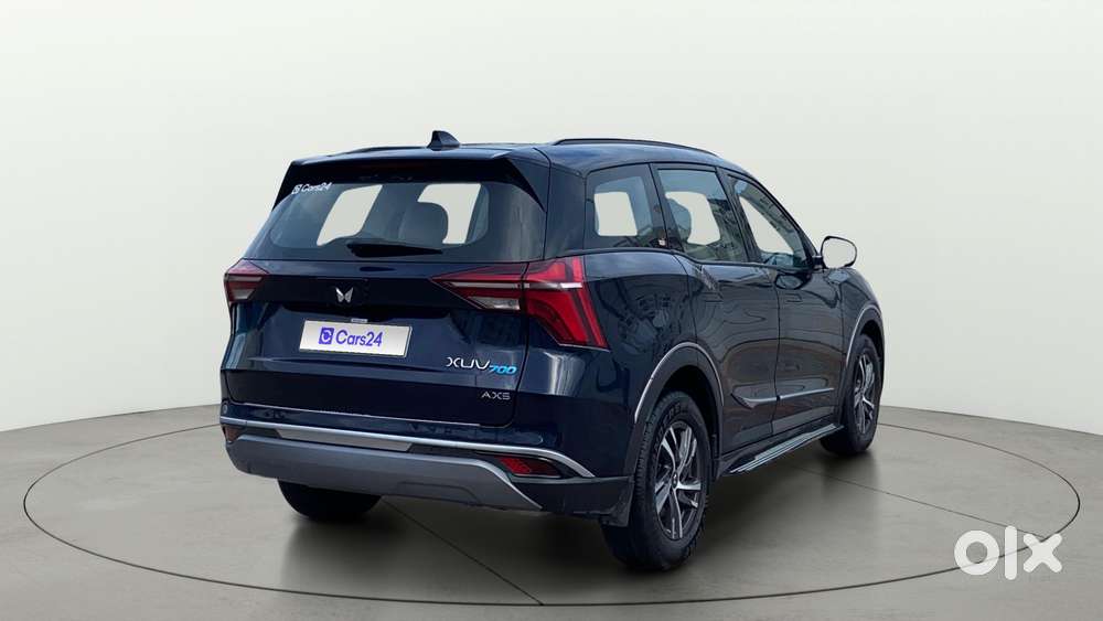 Mahindra Xuv700 2.0 Ax 5 Petrol At Str, 2022, Petrol