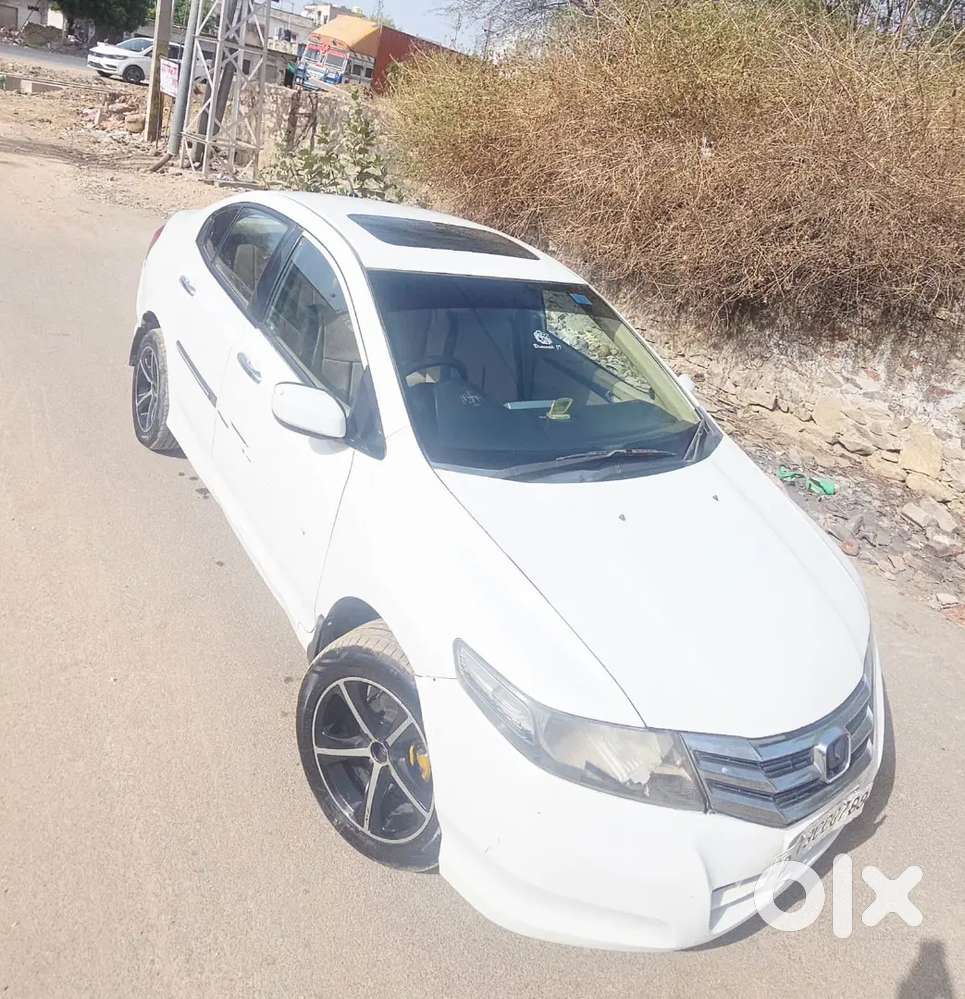 2012 Honda City 1.5 V I-vtec Manual