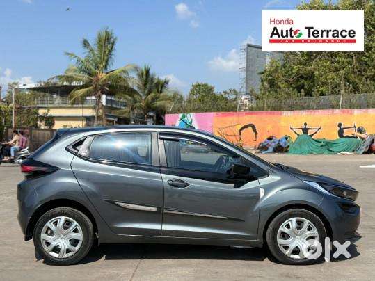 Tata Altroz 1.2 Xz Plus Dark Edition, 2023, Petrol