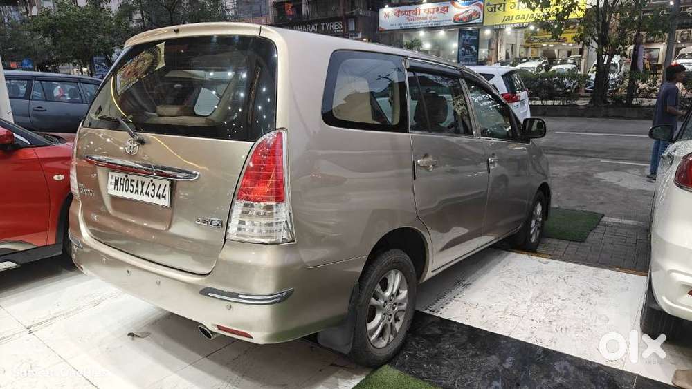 Toyota Innova 2.5 E Diesel Ms 8-seater, 2011, Diesel
