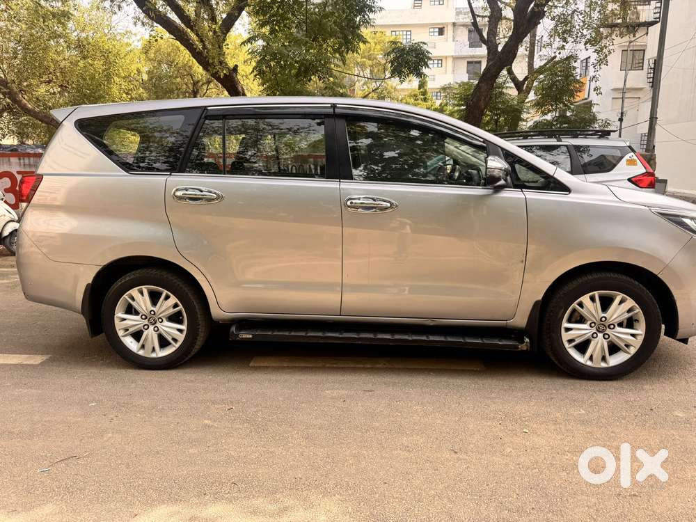 Toyota Innova Crysta 2.8 Zx At, 2017, Diesel