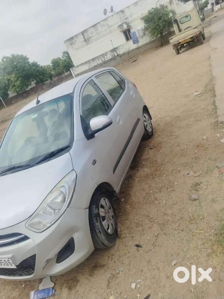 Hyundai I10 2011 Cng & Hybrids 140000 Km Driven