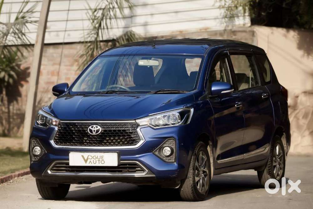 Toyota Rumion V At, 2023, Petrol