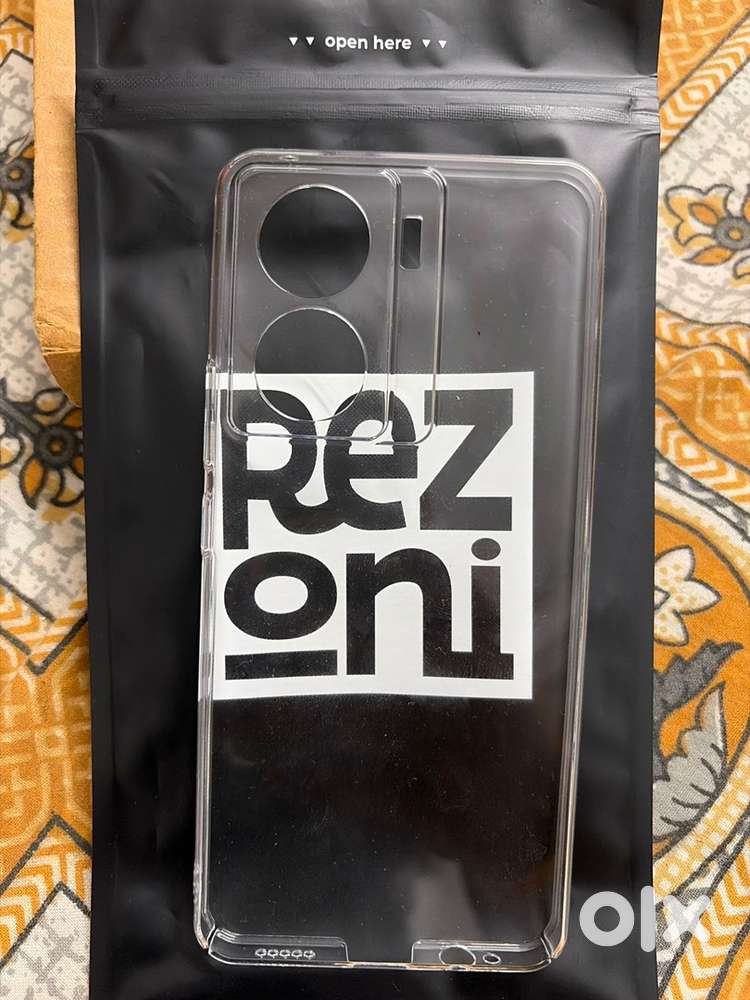 Rezoni Anti-Yellow Transparent Case &ndash; Brand New