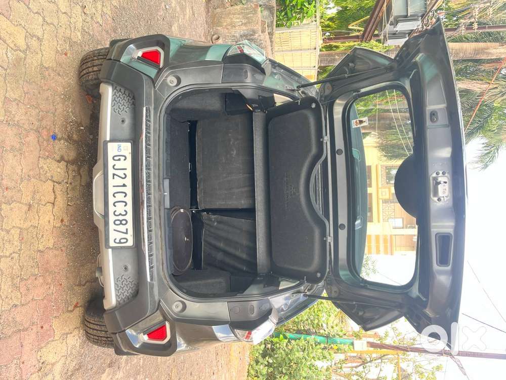Tata Nexon Xz+s 2022 Petrol Mt (with Sunroof)-15k Km Driven Single Own