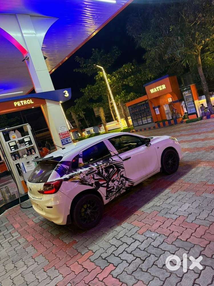 Toyota Glanza 2024 Petrol Well Maintained