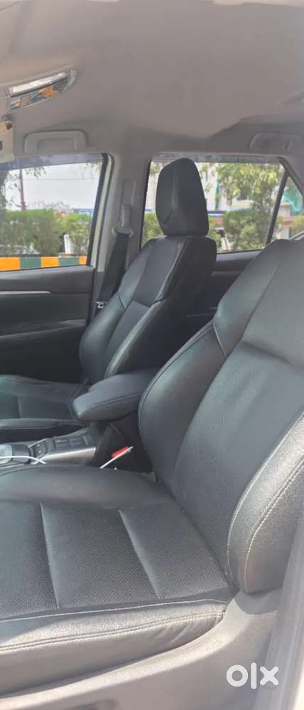 Toyota Fortuner 4x2 At 2.7 Petrol, 2022, Petrol