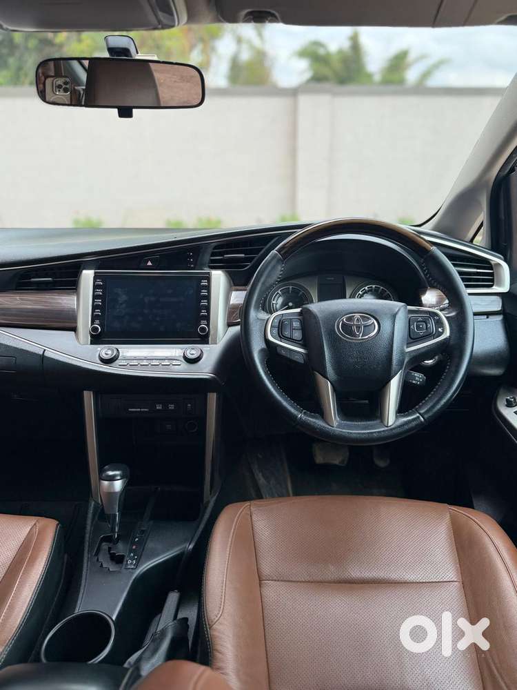 Toyota Innova Crysta [ ] 2.4 Zx At 7 Str, 2022, Diesel