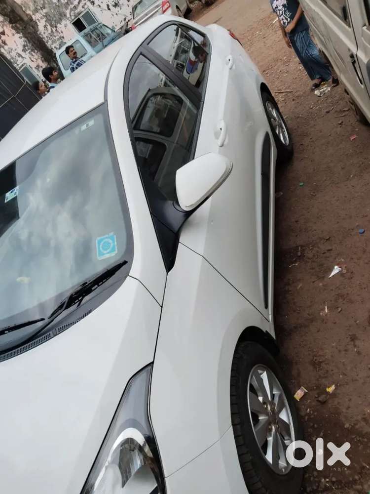 Hyundai Xcent 2014 Petrol 71000 Km Driven
