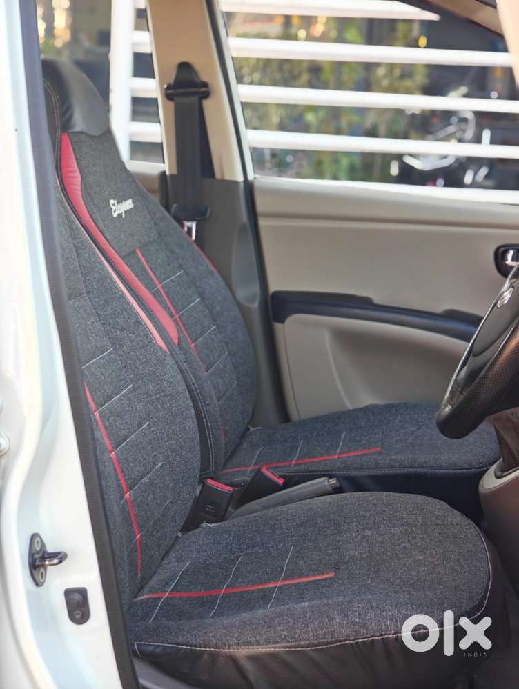 Hyundai I10 Sportz, 2014, Petrol