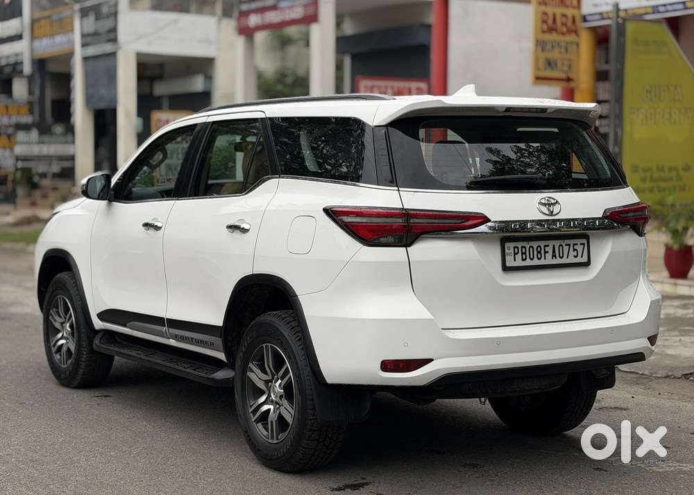 Toyota Fortuner 4x2 At 2.8 Diesel, 2022, Diesel