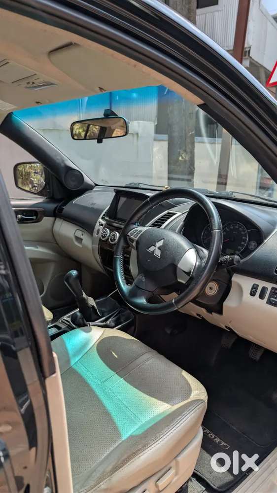 Mitsubishi Pajero Sport 2014