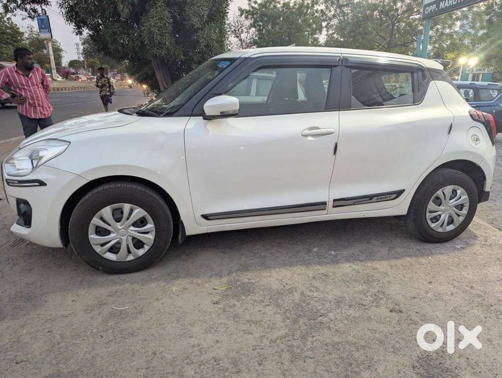 Maruti Suzuki Swift Vxi Abs Bsiv, 2021, Petrol