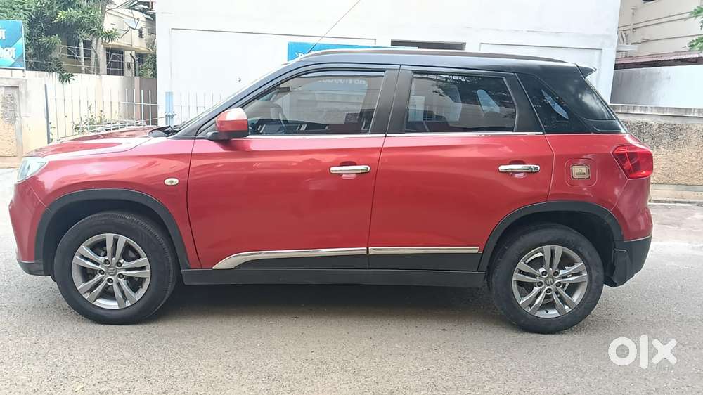 Maruti Suzuki Brezza Zdi+ Dual Tone, 2016, Diesel