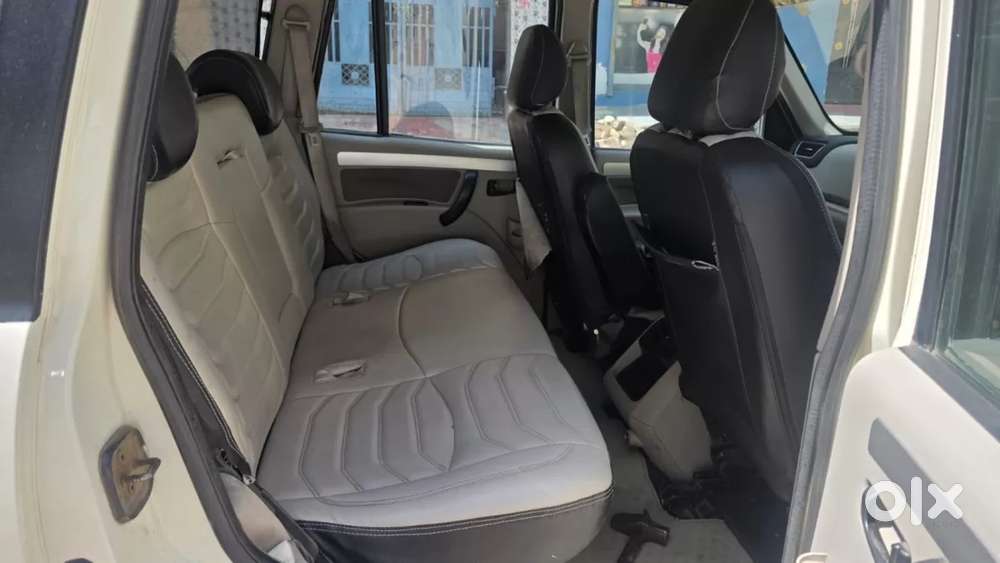 Mahindra Scorpio S10, 2017, Diesel