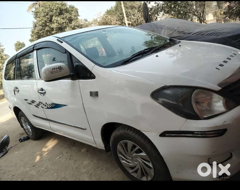 Toyota Innova 2010 Diesel Well Maintained