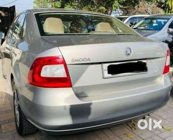 Skoda Rapid 1.5 Tdi At Ambition With Alloy Wheel, 2015, Diesel