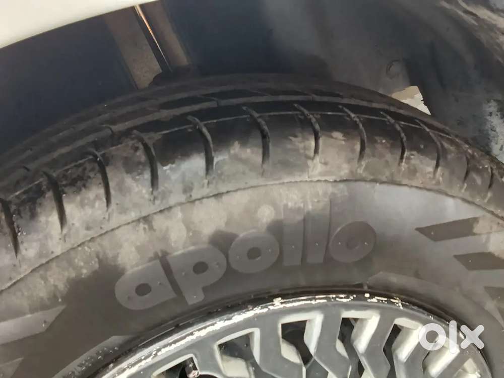 Good Condition New Tyre New Battery Lcd With Camera Led Lights