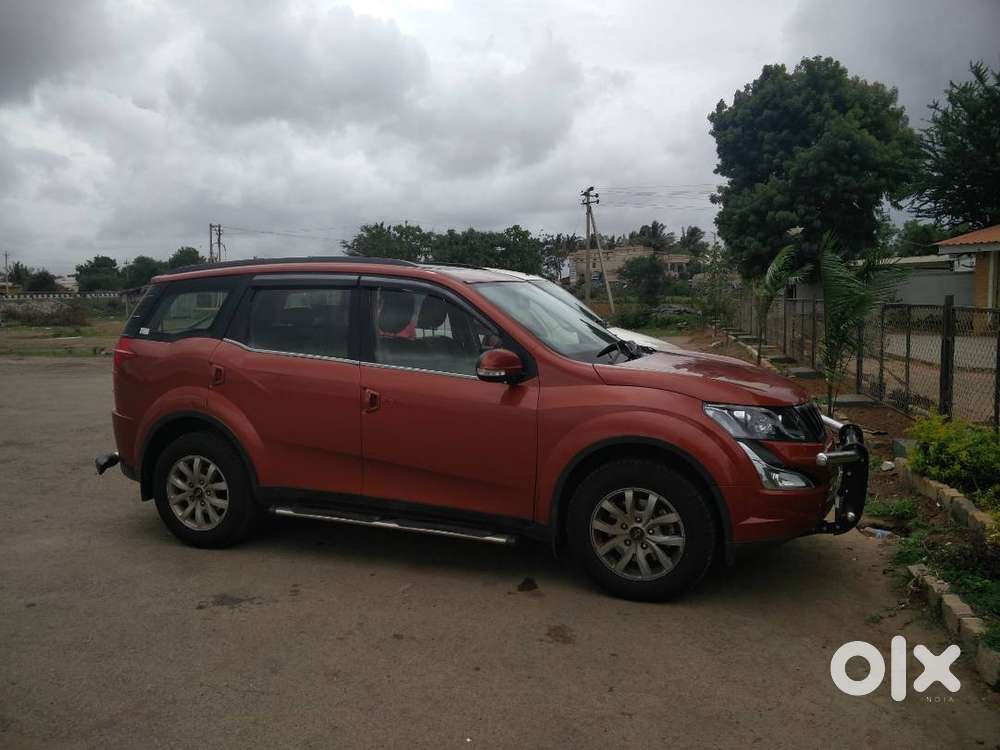 Single Owner Mahindra Xuv500 W10  Well Maintained  Top Variant