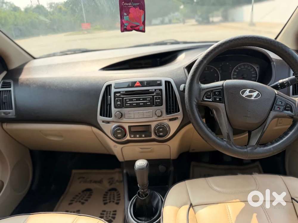 Hyundai I20 Sportz 1.4 Crdi 6 Speed Bs-iv, 2014, Diesel