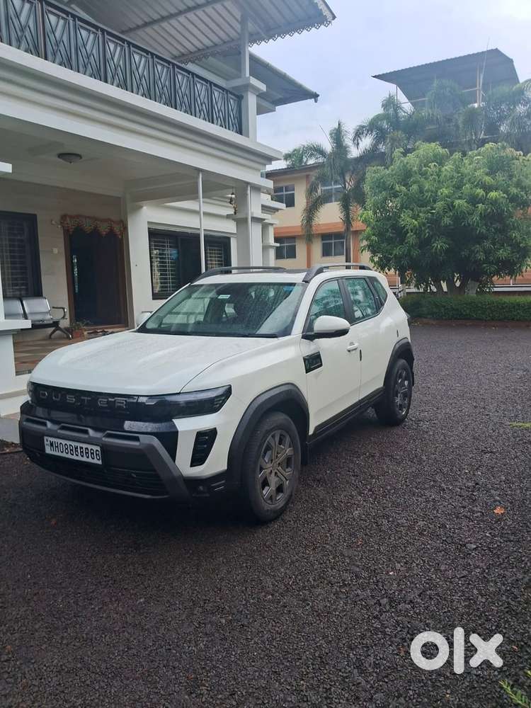 Renault New Duster Petrol 3000 Km Driven