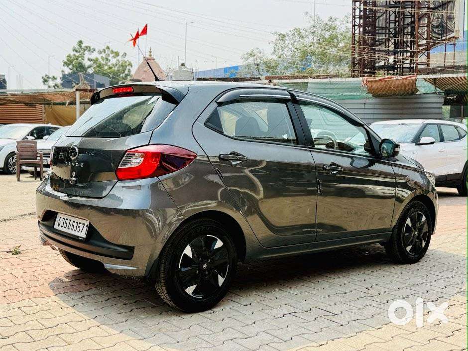 Tata Tiago 1.2 Revotron Xt Rhythm, 2025, Petrol