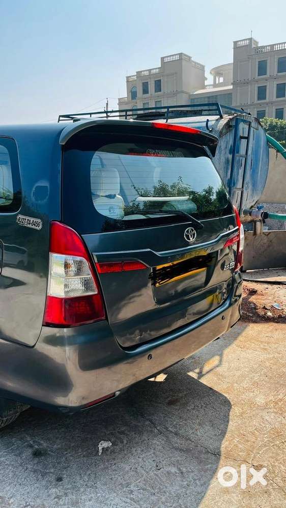 Toyota Innova 2015 Diesel Well Maintained