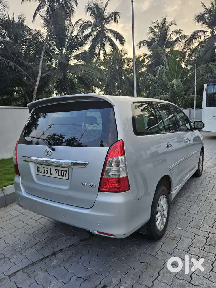 Toyota Innova V 2013 Original Kerala