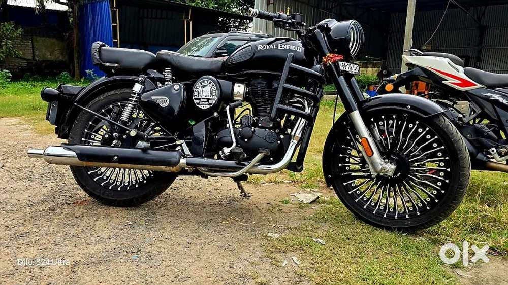 Royal Enfield Classic 350 2021 Purchase.Only 5,207km. Driven bike