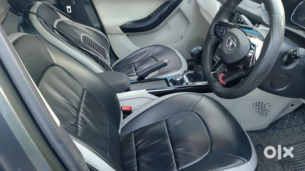 Tata Nexon, 2022, Petrol