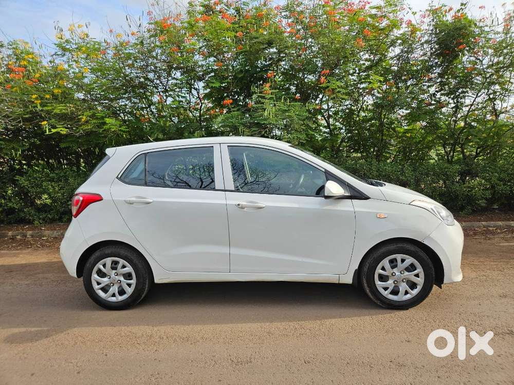 Grand I10 Sportz 2017