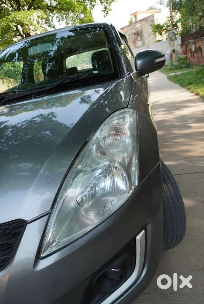 Maruti Suzuki Swift Vxi Abs Bsiv, 2016, Petrol