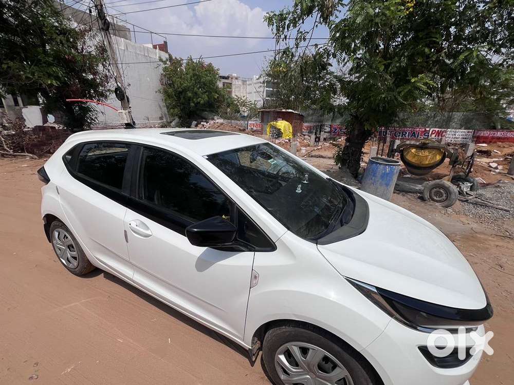 Tata Altroz Xms Petrol Manual 2025 Year
